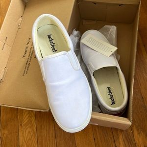 Bucket feet white slip on sneakers - size 9